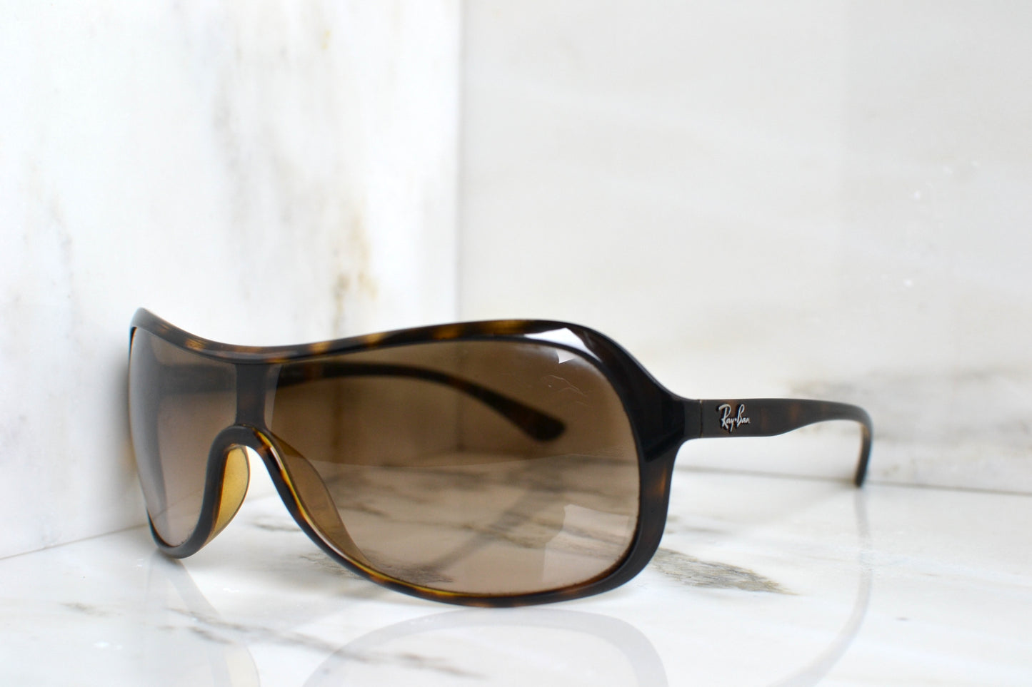 Ray Ban 4086 710/13