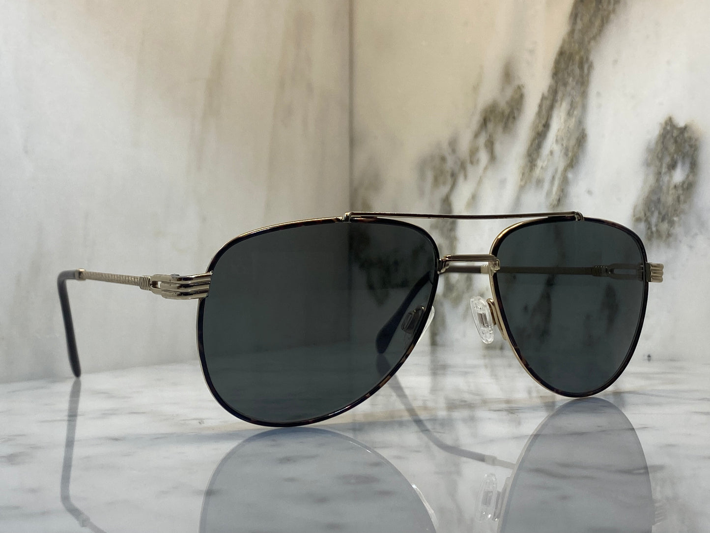 Vintage Aviator sunglasses grey lens studio galleria 509 590 56 16