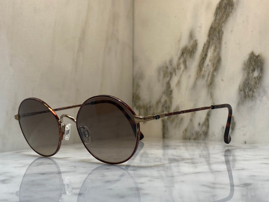 Vintage round metal sunglasses